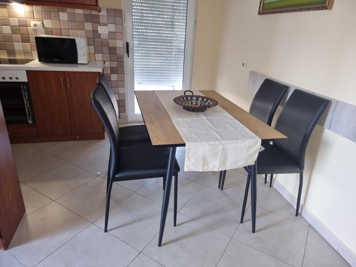 City Center Apartment 1 Саранда Екстер'єр фото